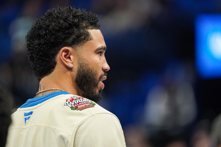 开云官网-塔图姆周六打独行侠或复出！格威：篮球都在想念他