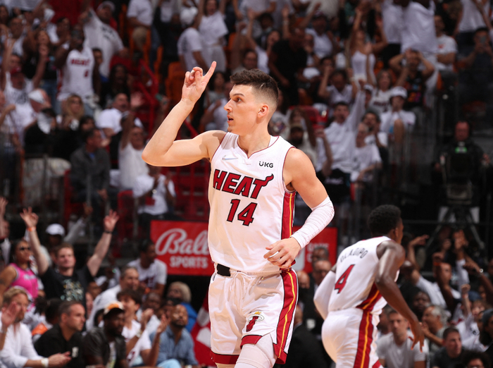 开云体育官网-热火遭猛龙三杀锁定附加赛，希罗里程碑变里程悲！巴恩斯25+8+5|阿德巴约|布兰登-英格拉姆|巴姆-阿德巴约|斯科蒂-巴恩斯|哈里森-巴恩斯_新浪体育_新浪新闻