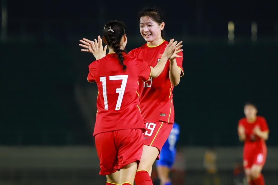 开云-U20女足三连胜晋级!20年第一次,轰6球0失球,肖亚飞建功